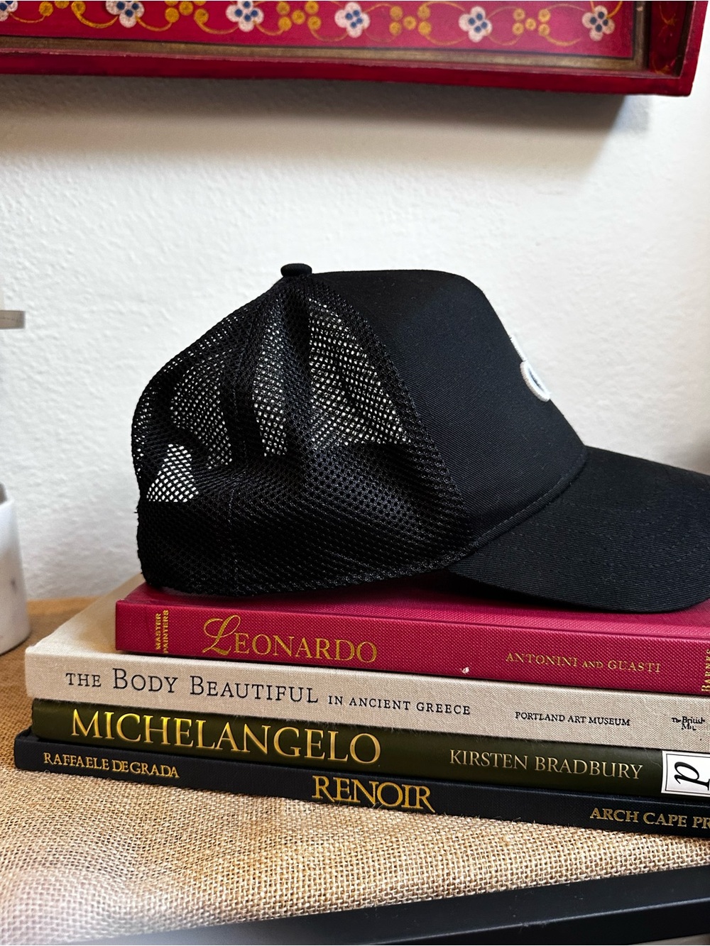 ALO Yoga Black Logo Baseball Cap - Picture 3 of 5